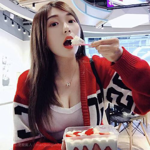 世俱杯官方-美国队中场贝尔特拉在巴黎奥运会上展现出强大的进攻组织能力，贝尔特拉梅
